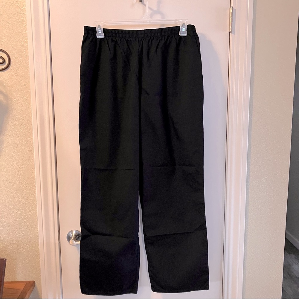 Cherokee workwear elastic waist scrub pants. Size L. Black.